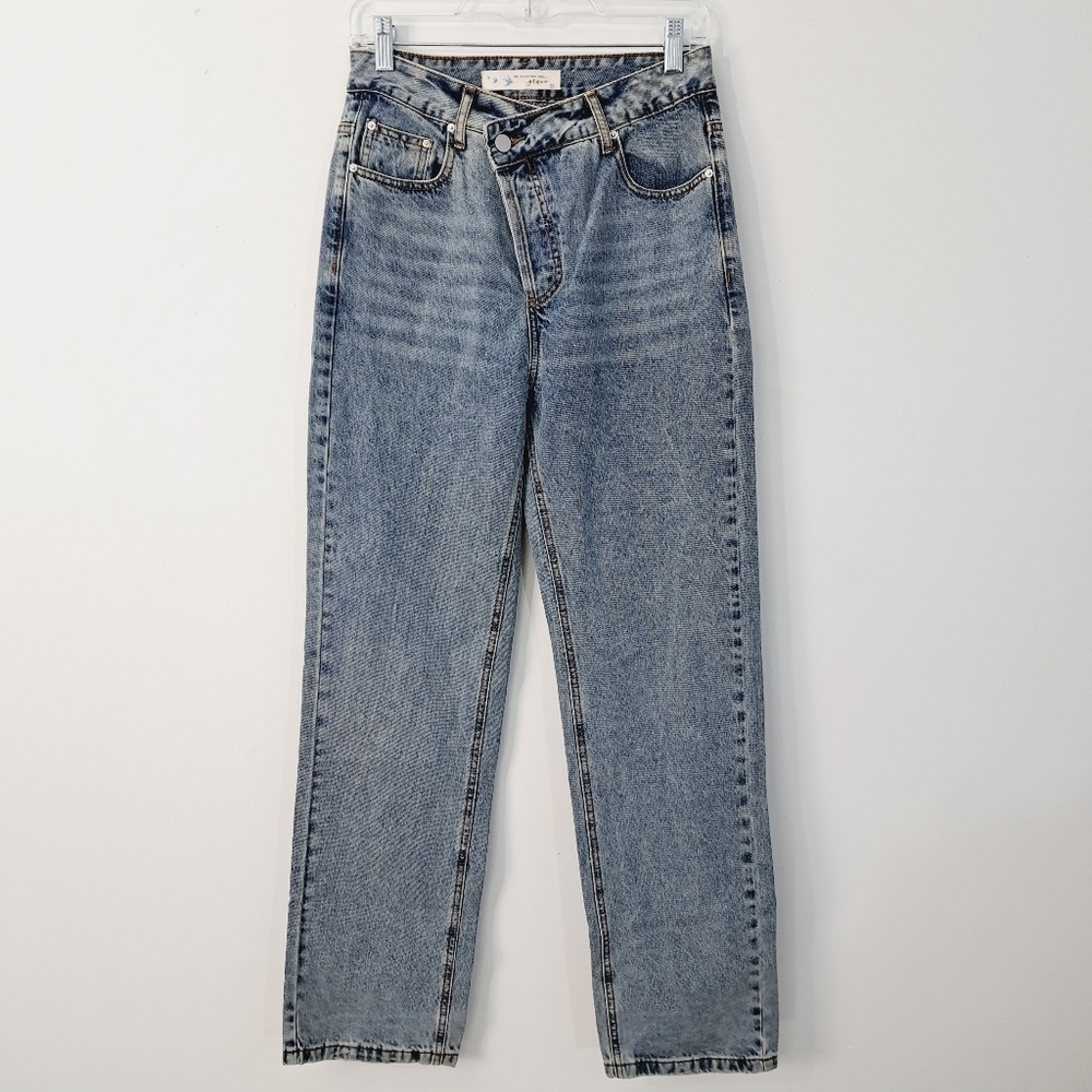 Her entire name says Grace Med Stone Wash Cross Over Waist Jeans Size 28